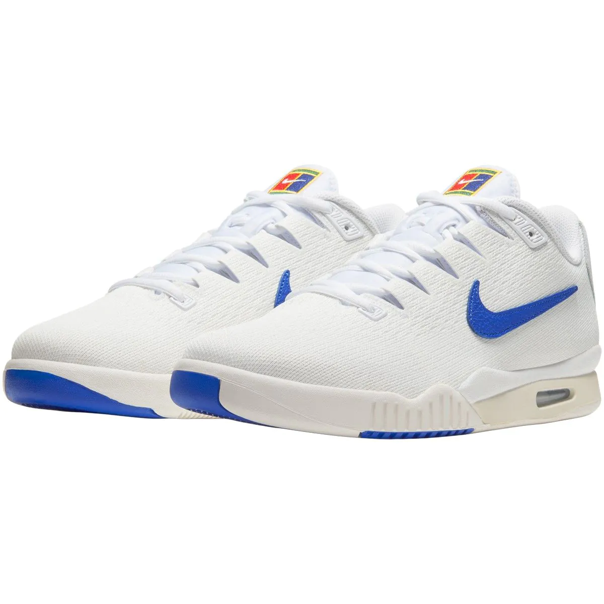 NikeCourt Tech Challenge Vapor Knit Men s Tennis Shoes BQ013