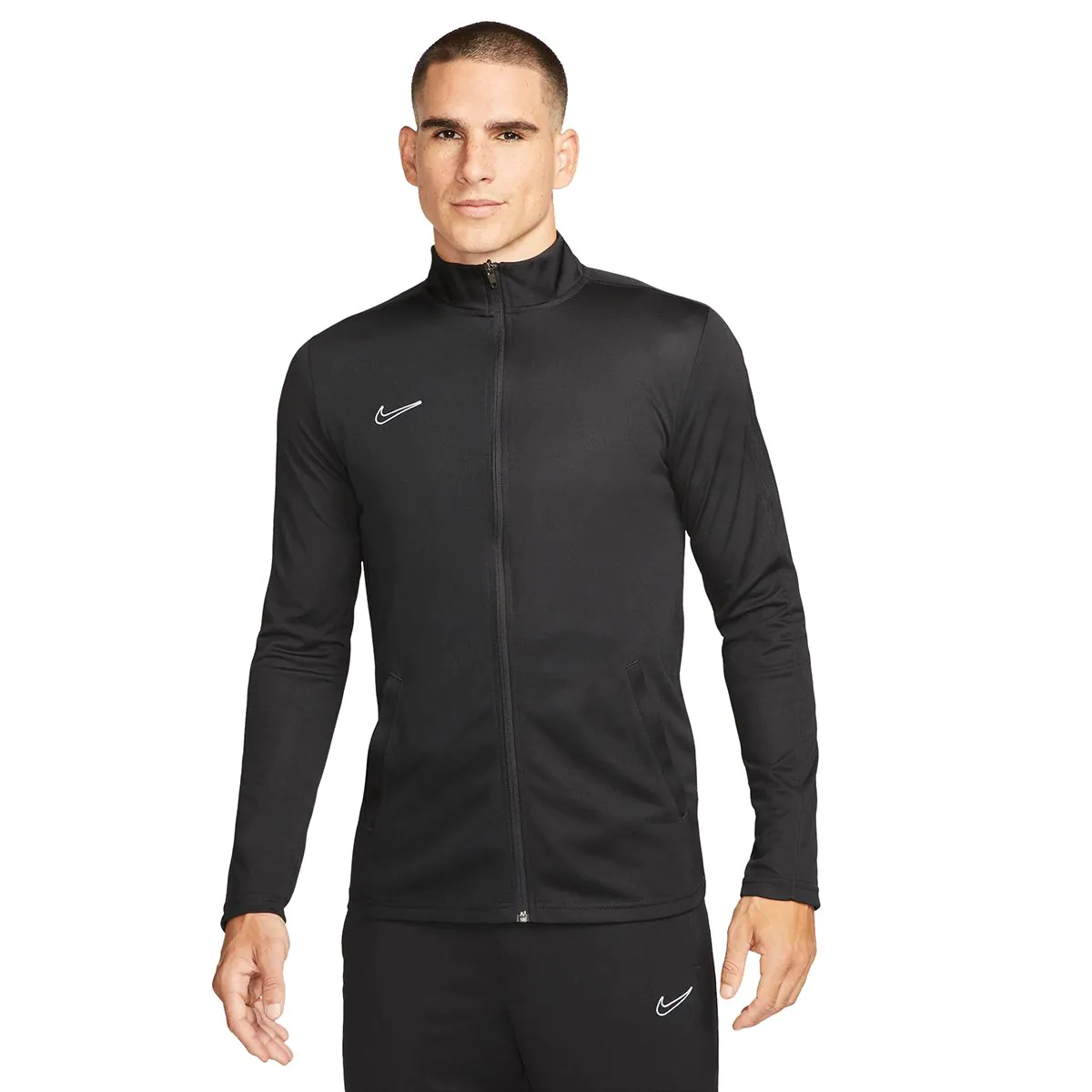 Nike advance tracksuit 2025