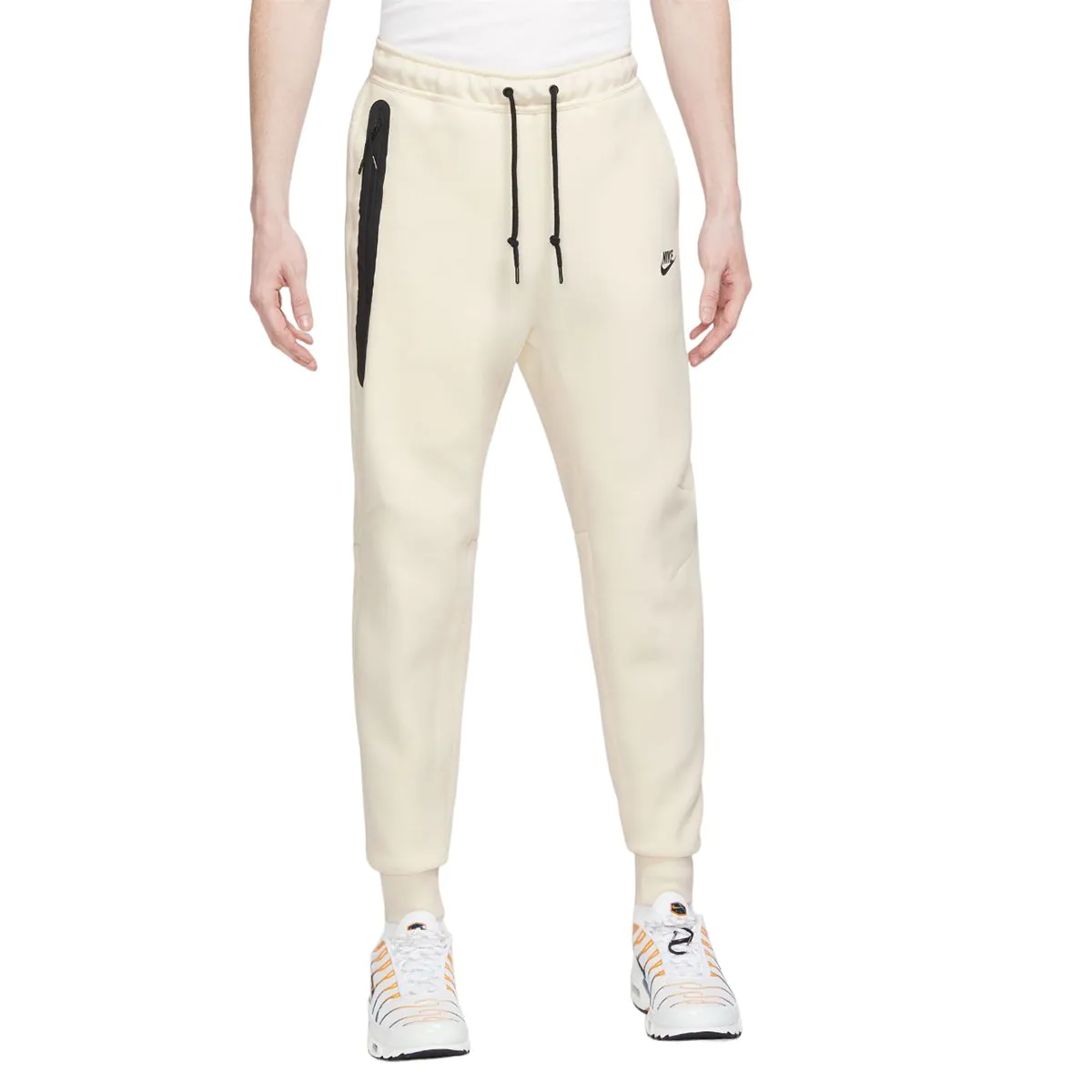 Nike Sportswear Tech Fleece Men s Slim Fit Joggers FB8002 11