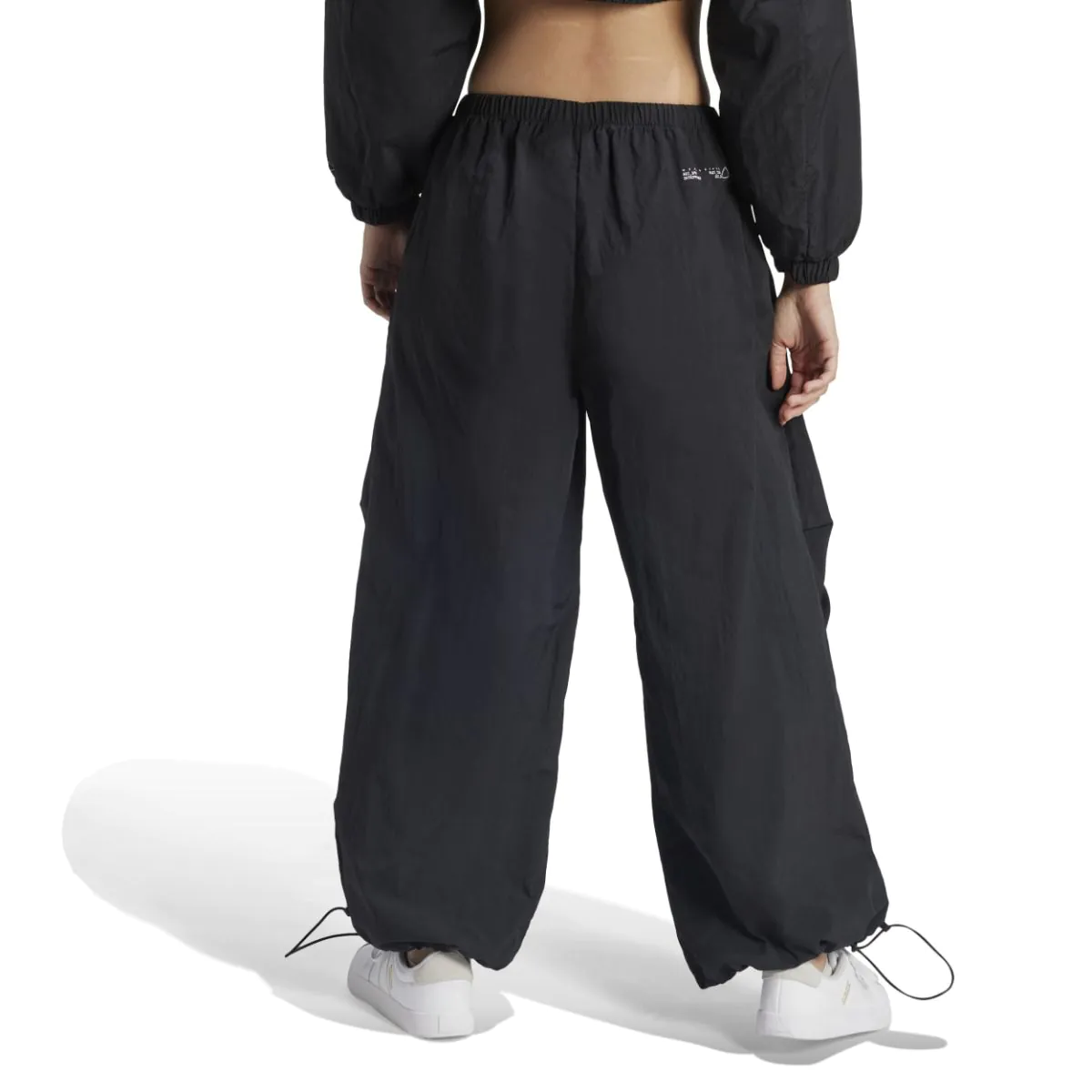 Nike parachute tracksuit clearance