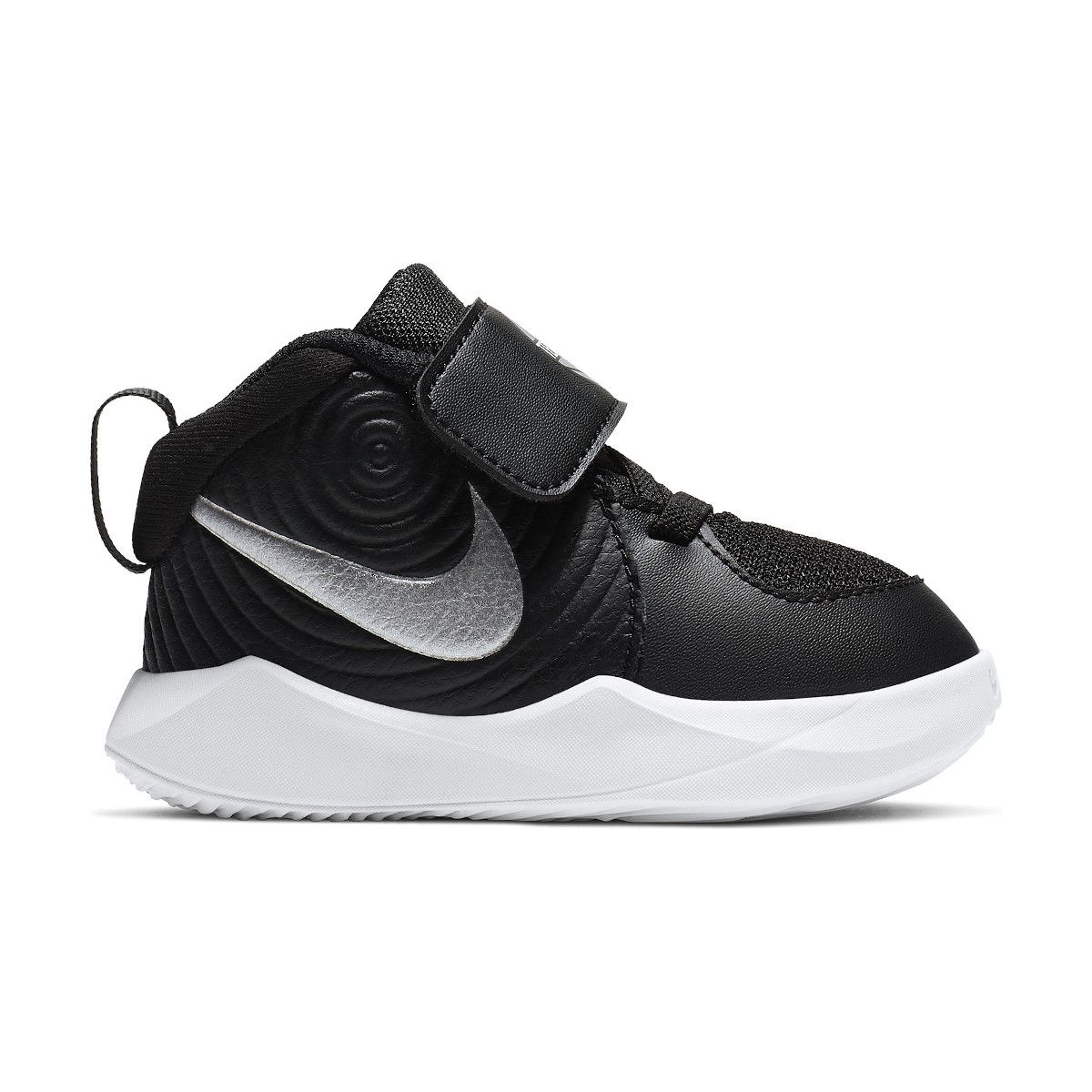 Nike Team Hustle D 9 Boys Toddler Basketball Shoes TD AQ4