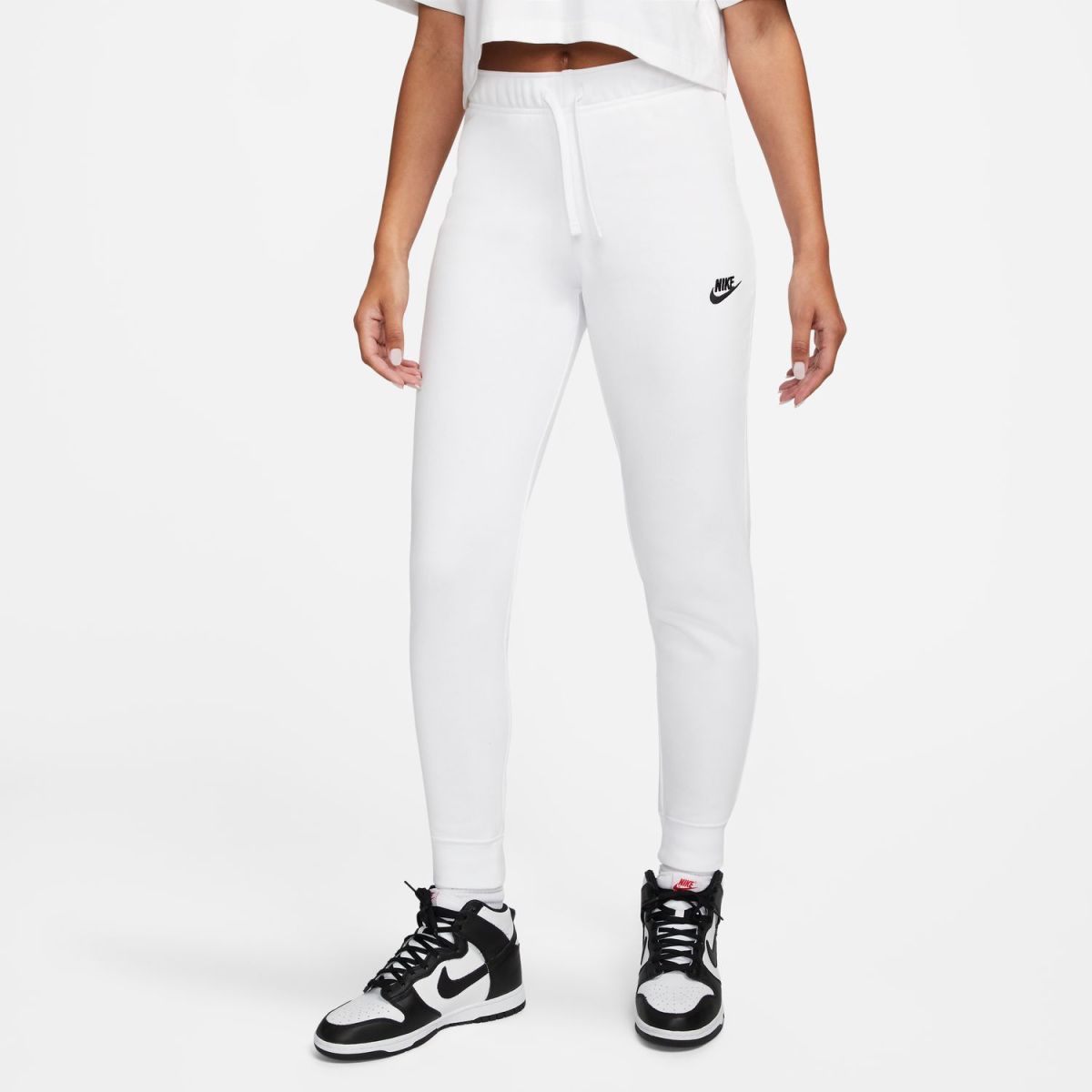 Nike Sportswear Club Fleece Women's Mid-Rise Slim Joggers. Nike AT