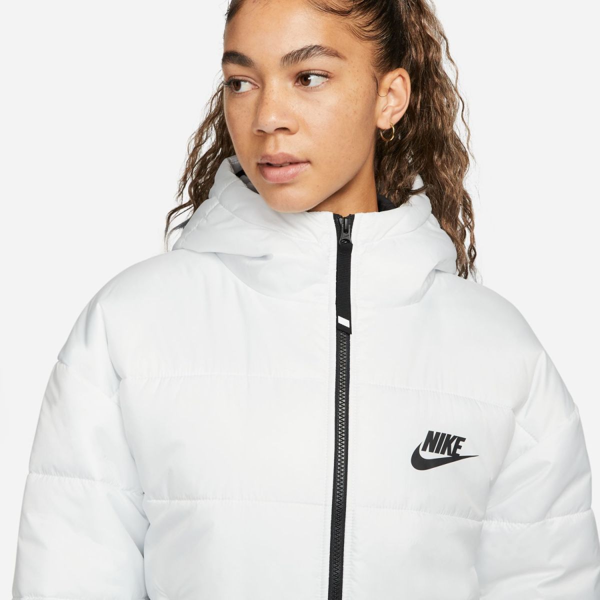 Nike Sportswear Women\'s Jacket Therma-FIT Hooded Repel Synthetic-Fill